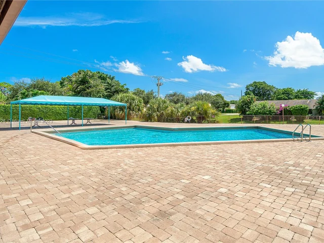 2929 Zorno Way # 2020, Delray Beach FL 33445