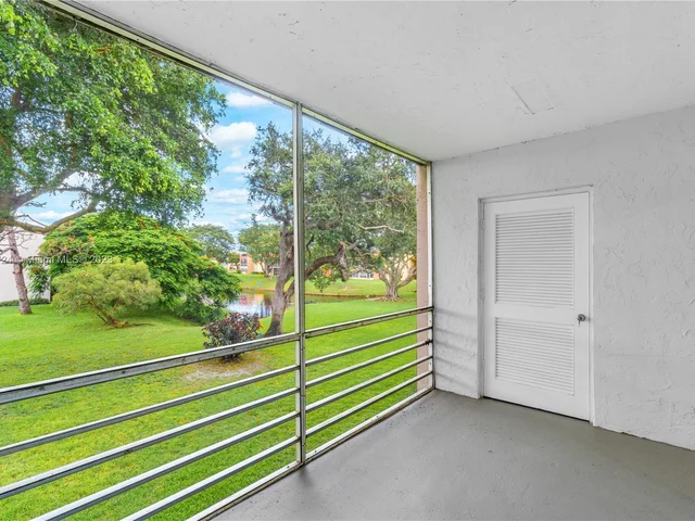 2929 Zorno Way # 2020, Delray Beach FL 33445