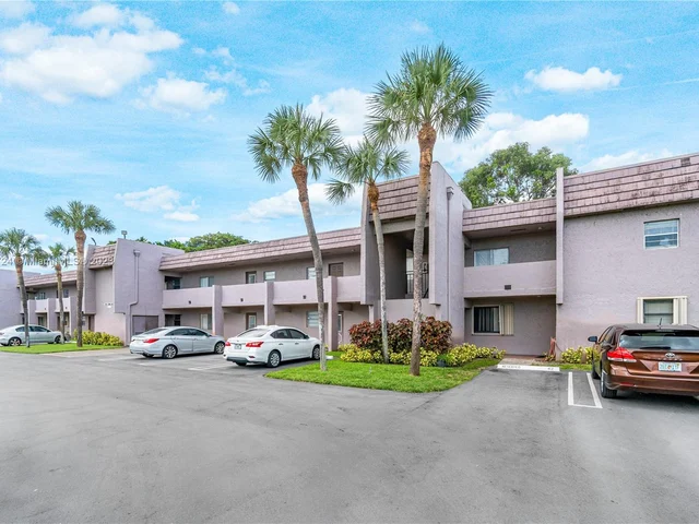 2929 Zorno Way # 2020, Delray Beach FL 33445