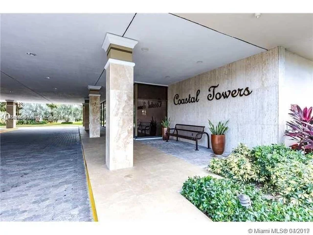 400 Kings Point Dr # 820, Sunny Isles Beach FL 33160