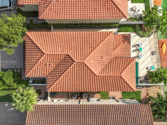 14710 SW 132nd Ct, Miami FL 33186