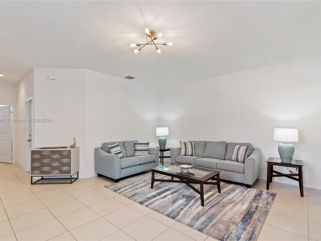 3351 NW 10th Ave # 3351, Pompano Beach FL 33064