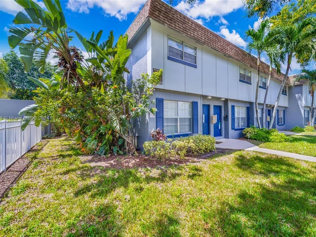 4804 NW 9th Dr # 4804, Plantation FL 33317