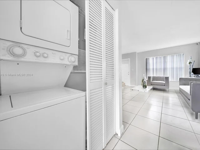 4804 NW 9th Dr # 4804, Plantation FL 33317