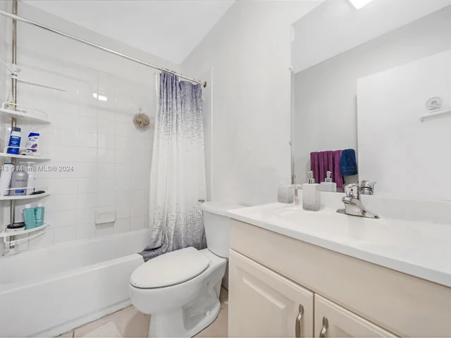 4804 NW 9th Dr # 4804, Plantation FL 33317