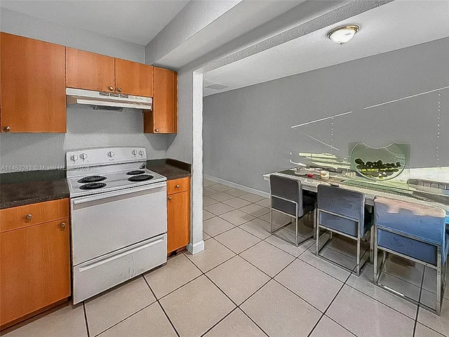 4804 NW 9th Dr # 4804, Plantation FL 33317