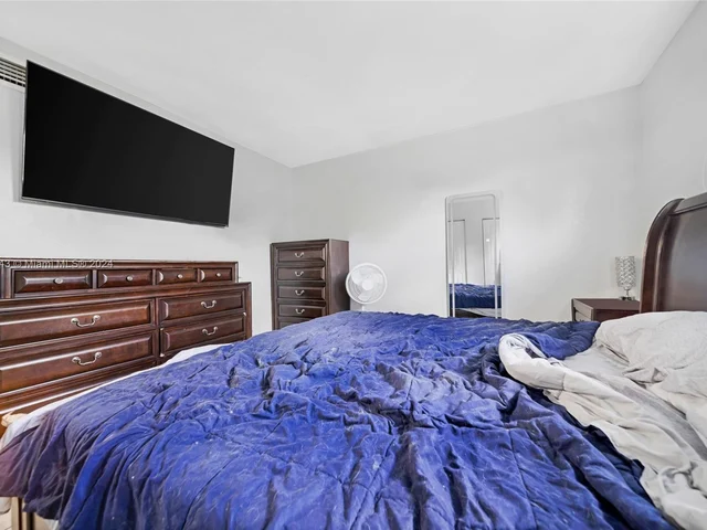 4804 NW 9th Dr # 4804, Plantation FL 33317