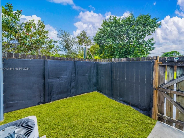 4804 NW 9th Dr # 4804, Plantation FL 33317