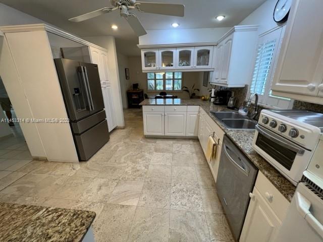 8311 SW 32nd St, Miami FL 33155