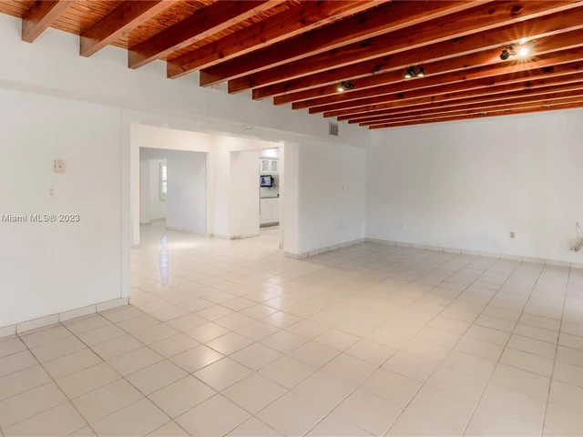 8311 SW 32nd St, Miami FL 33155