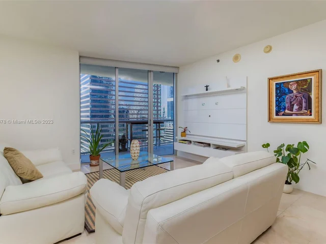 495 Brickell Ave # 1807, Miami FL 33131