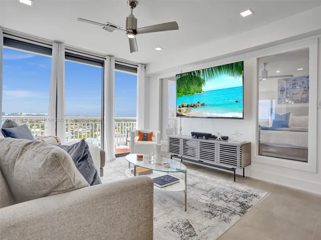 3100 NE 48th St, Fort Lauderdale FL 33308