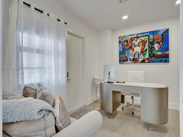 3100 NE 48th St, Fort Lauderdale FL 33308