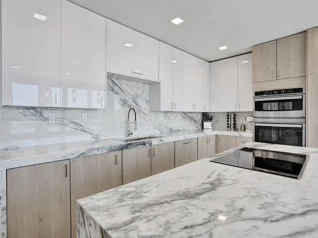 3100 NE 48th St, Fort Lauderdale FL 33308