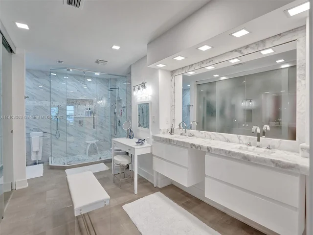 3100 NE 48th St, Fort Lauderdale FL 33308