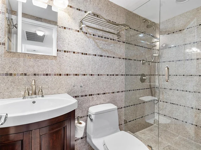 4747 Collins Ave # 401, Miami Beach FL 33140