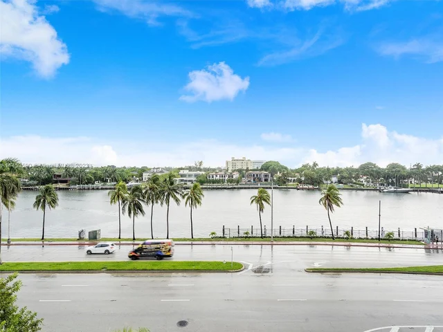 4747 Collins Ave # 401, Miami Beach FL 33140