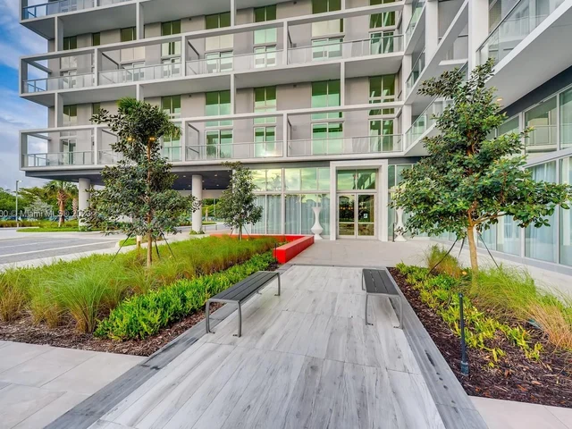 2000 Metropica Way # 2306, Sunrise FL 33323