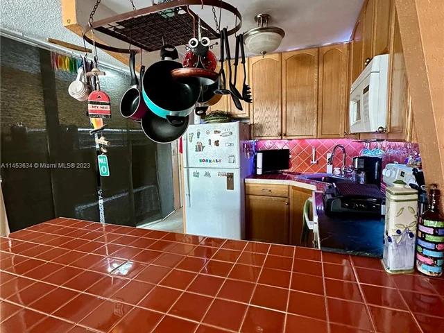 1800 79th Street Cswy # A208, North Bay Village FL 33141