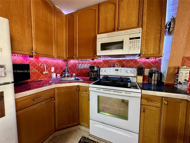 1800 79th Street Cswy # A208, North Bay Village FL 33141