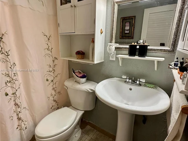 1800 79th Street Cswy # A208, North Bay Village FL 33141