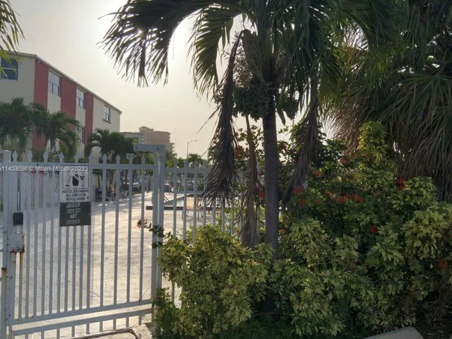 1800 79th Street Cswy # A208, North Bay Village FL 33141