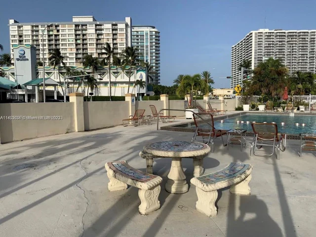 1800 79th Street Cswy # A208, North Bay Village FL 33141