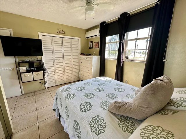 1800 79th Street Cswy # A208, North Bay Village FL 33141