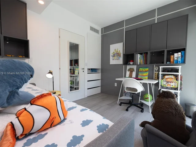 2627 S Bayshore Dr # 607, Miami FL 33133