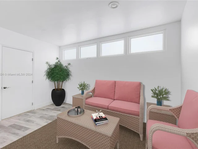 905 Fairway Dr, Miami Beach FL 33141