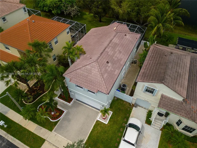 15341 NW 4 ST, Pembroke Pines FL 33028