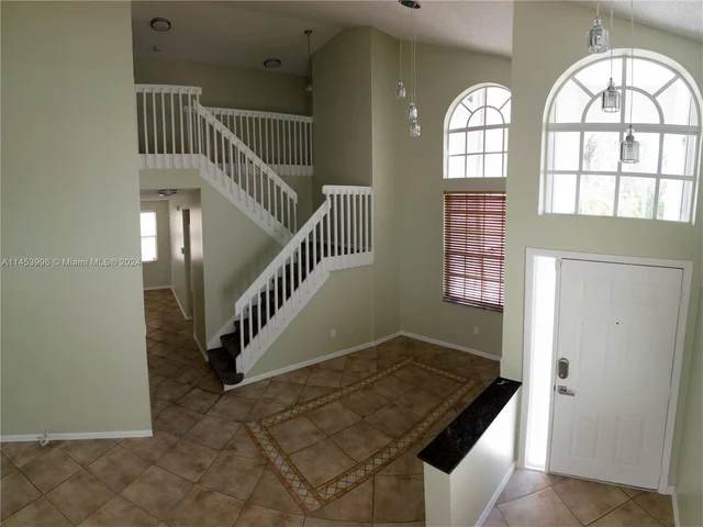 15341 NW 4 ST, Pembroke Pines FL 33028