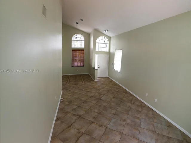 15341 NW 4 ST, Pembroke Pines FL 33028