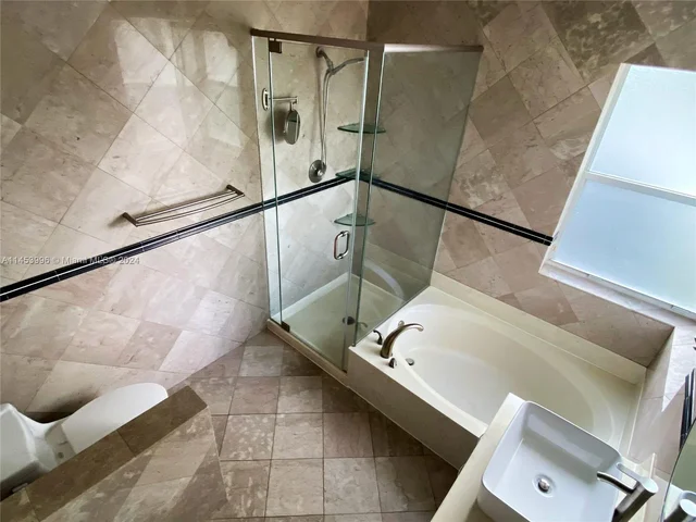 15341 NW 4 ST, Pembroke Pines FL 33028