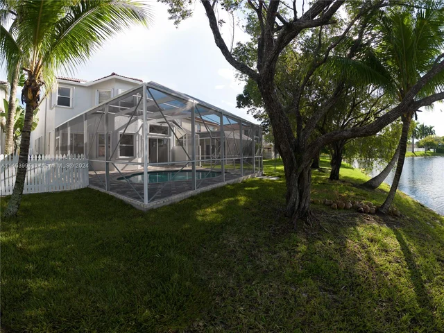 15341 NW 4 ST, Pembroke Pines FL 33028