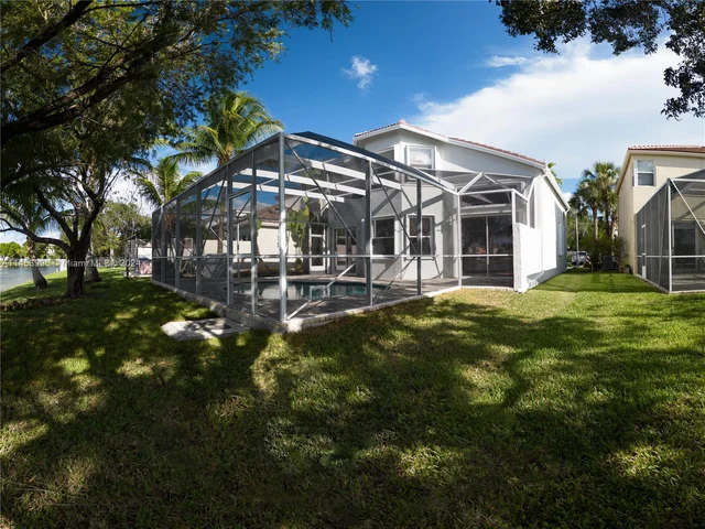 15341 NW 4 ST, Pembroke Pines FL 33028