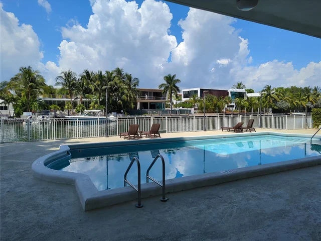 9500 W Bay Harbor Dr # 6G, Bay Harbor Islands FL 33154