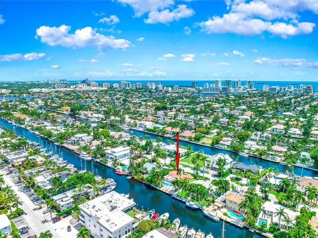 73 Fiesta Way, Fort Lauderdale FL 33301