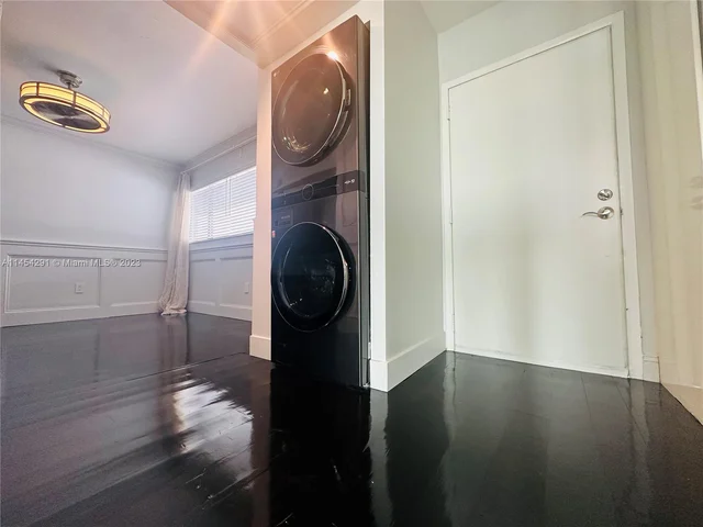 1700 NW N River Dr # 805, Miami FL 33125