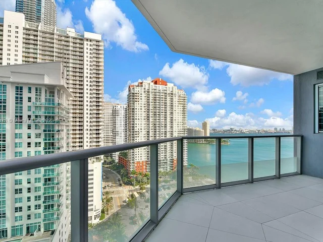 1300 Brickell Bay Dr # 1910, Miami FL 33131