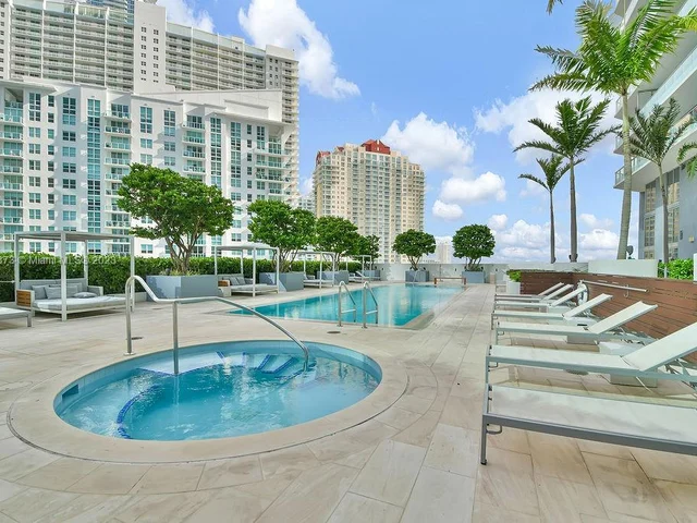 1300 Brickell Bay Dr # 1910, Miami FL 33131