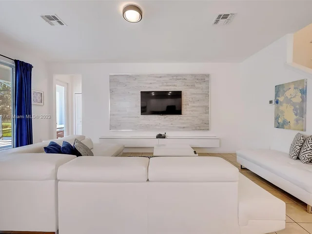 4511 Monado Dr, Kissimmee FL 34746