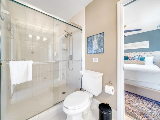 41 Castle Harbor Is, Fort Lauderdale FL 33308