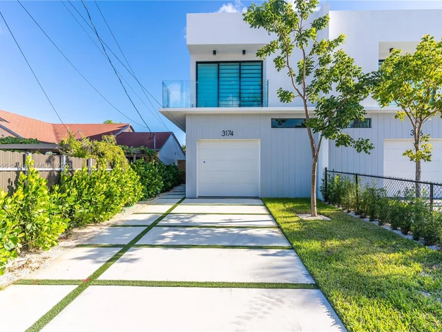 3174 SW 23rd Ter # 3174, Miami FL 33145