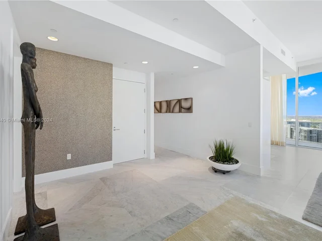 4100 Island Blvd # 3, Aventura FL 33160