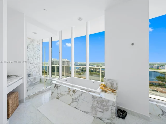 4100 Island Blvd # 3, Aventura FL 33160