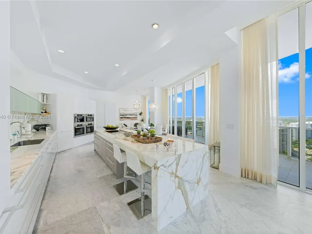 4100 Island Blvd # 3, Aventura FL 33160