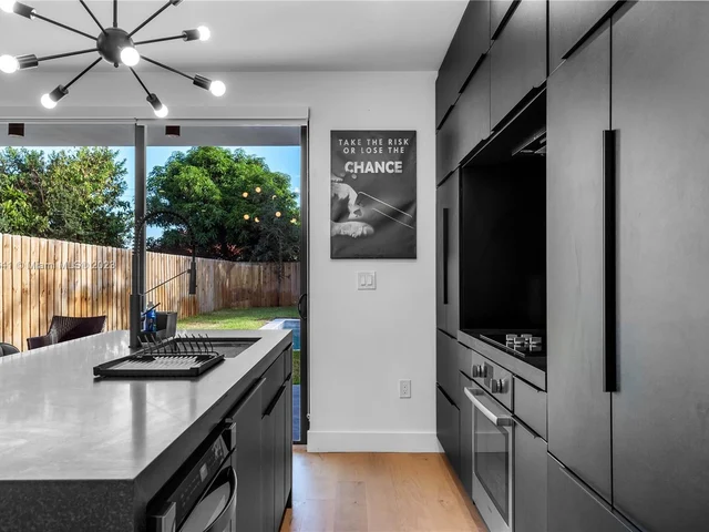 3176 SW 23RD TER # 3176, Miami FL 33145