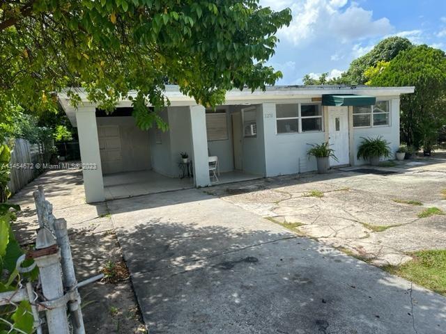 2270 NW 153rd St, Miami Gardens FL 33054