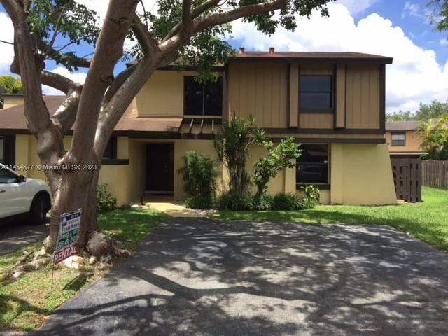 7100 SW 127 CT # 7100, Miami FL 33183